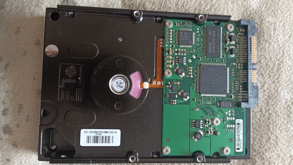 Жорсткий диск ПК Seagate 80 ГБ.