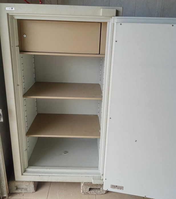 Cofre alta segurança marca Fichet