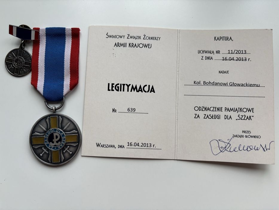 Odznaczenie Światowy Związek Żołnierzy AK + legitymacja i miniatura