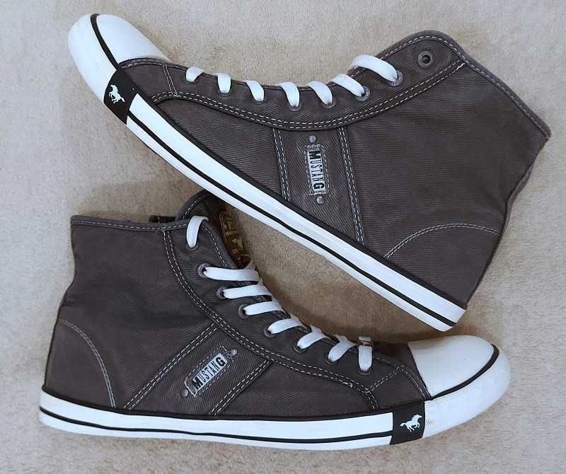 Кеди     Mustang