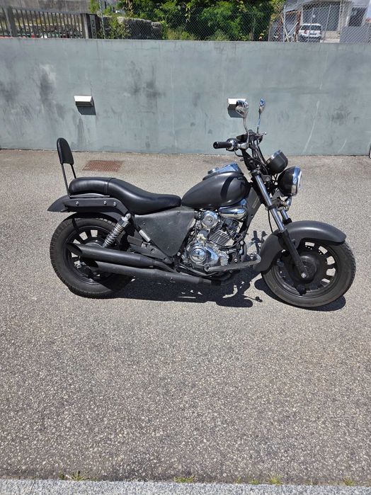 Moto Superlight 125