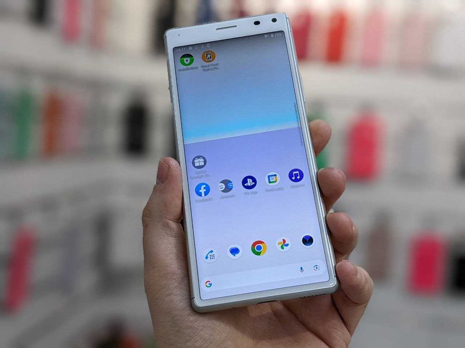 Телефон Sony Xperia 8 902SO 4/64Gb White