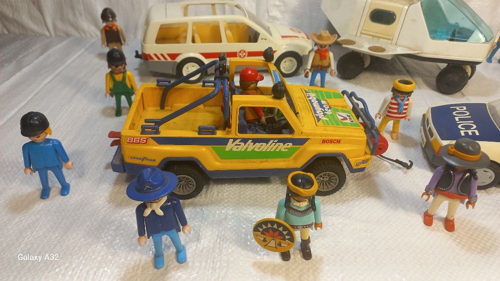 Lote playmobil, só vendo o lote.