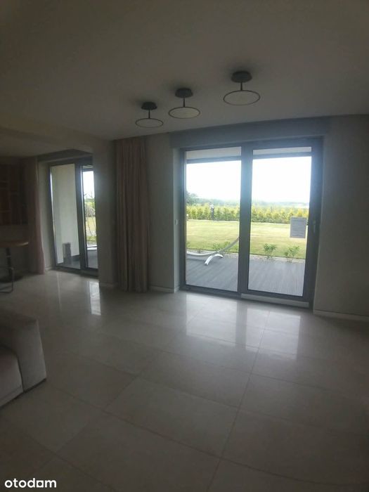 Dom z sauną, jacuzzi. Duży ogród, widok na Jeziorak - pierwsza linia.