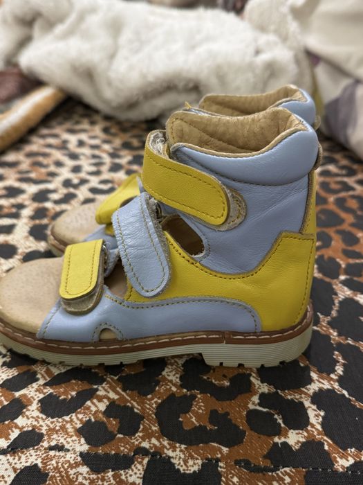 Сандалі ортопедичні 23 р