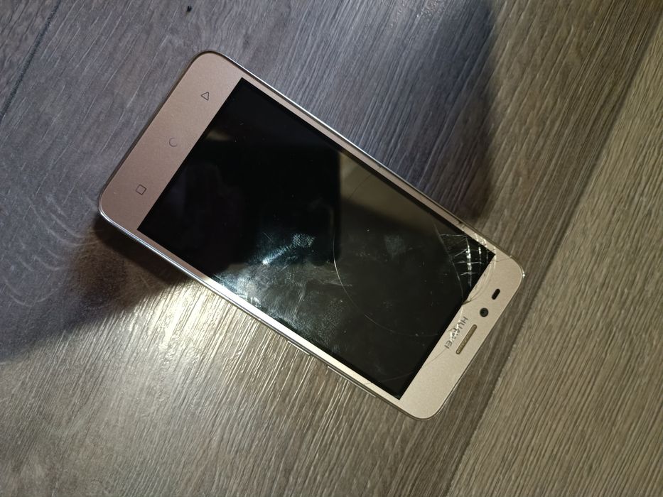 Huawei Huawei Y3 II  (lua u22)  на запчасти