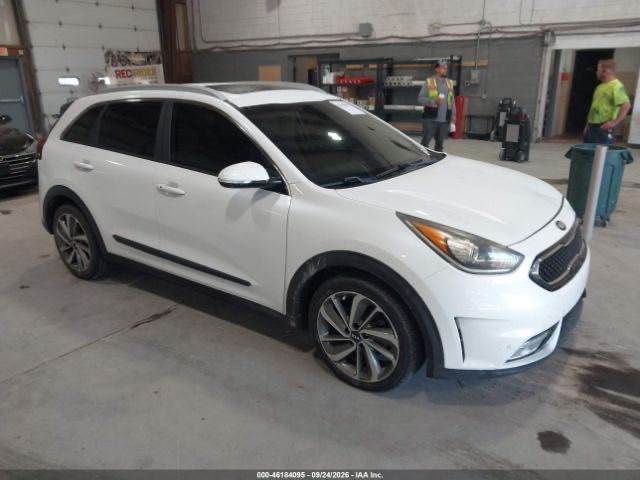 Kia Niro Hybrid 2017 року з США