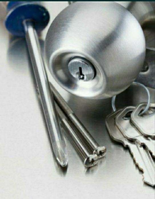 Медвежатники Харьков круглосуточно вскрытие замков дверей