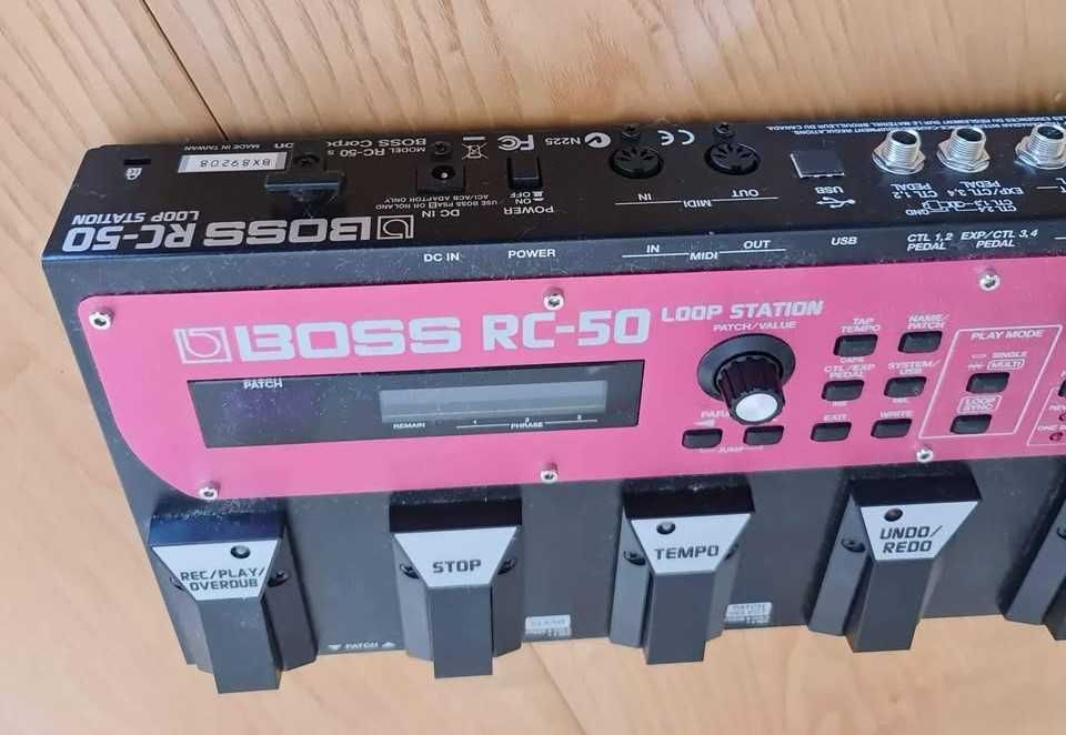 Boss RC50 Loopstation Guitar Pedal