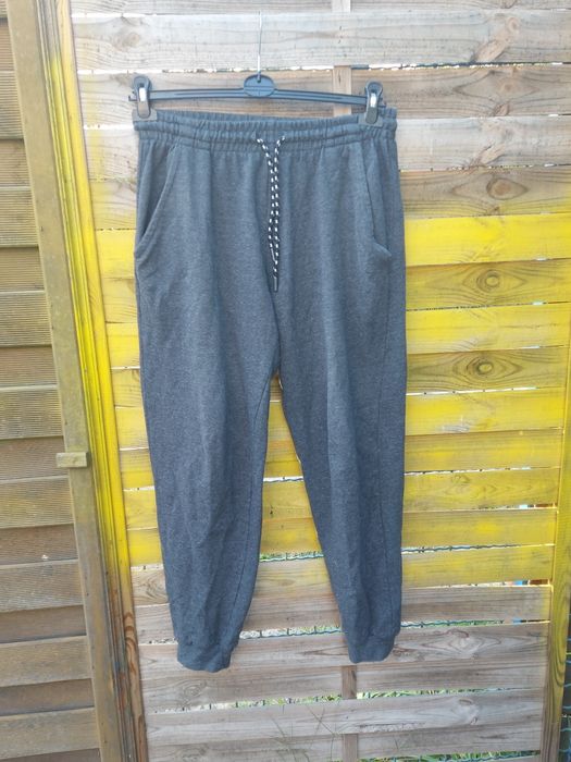 Spodnie dresowe męskie rozmiar L firma Alpharine