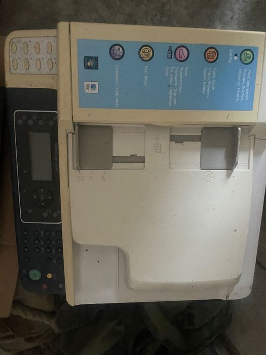 Принтер 400 грн отдаю как есть