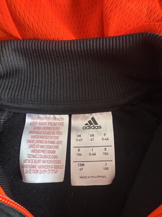 Adidas оригинал кофта 104-110