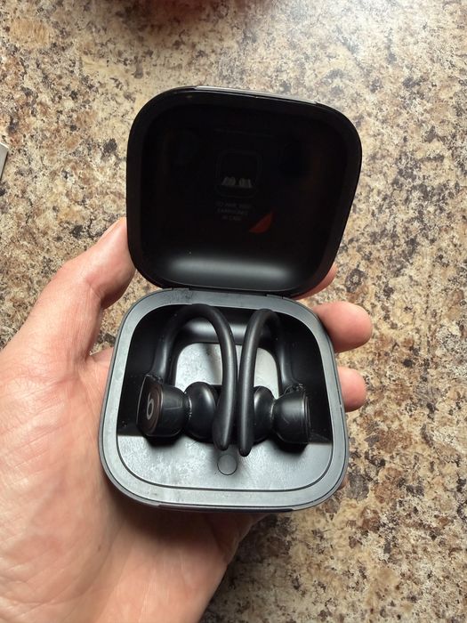 Навушники beats powerbeats pro (дочірня компанія apple)