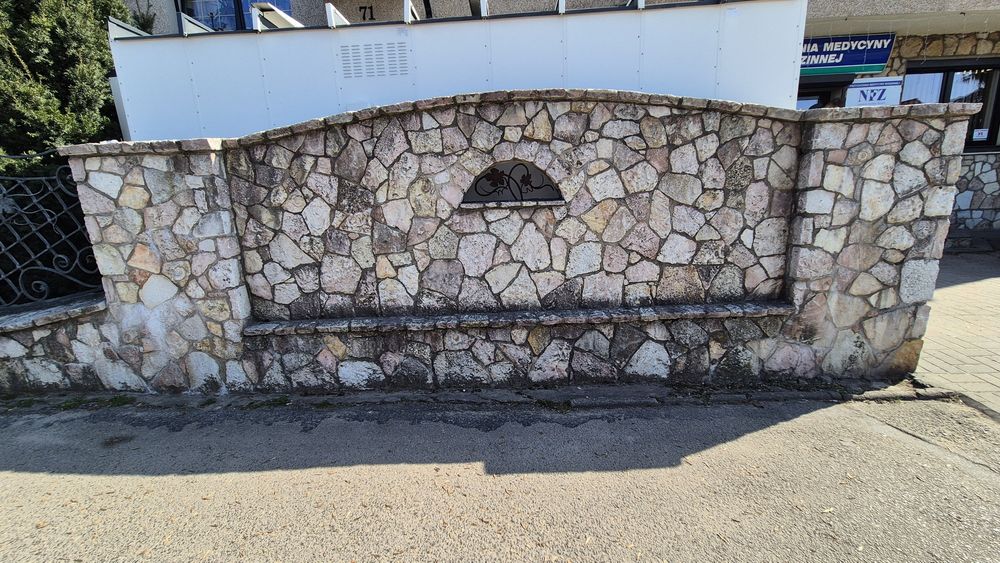 Oddam kamień za rozbiórkę