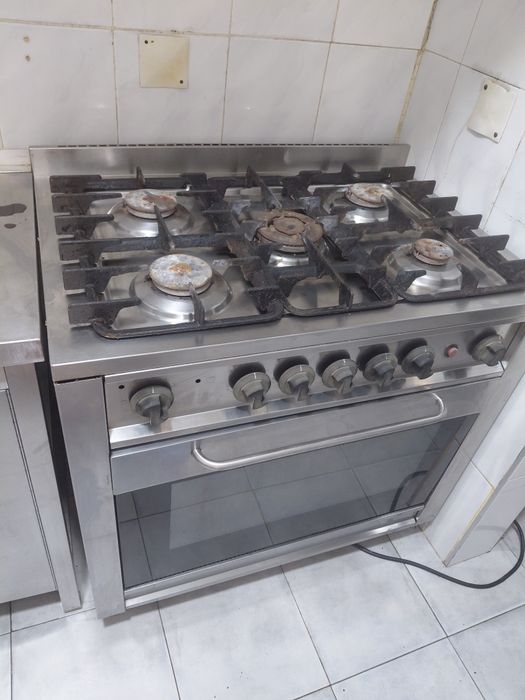 Fogao industrial 5 bicos + forno Ecca