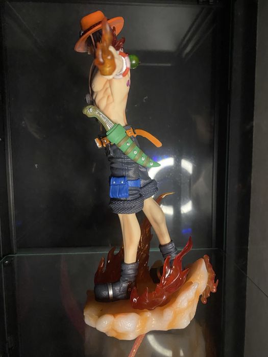 Figura One Piece Ace Punho de Fogo 27cm
