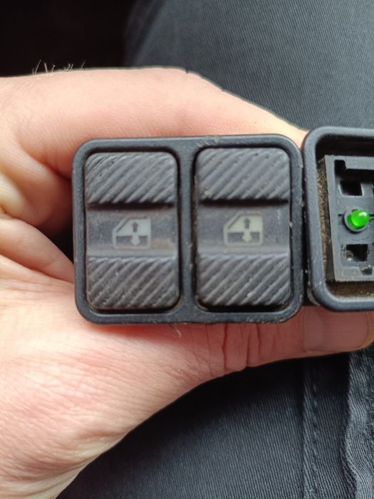 Кнопки стекло подьемников