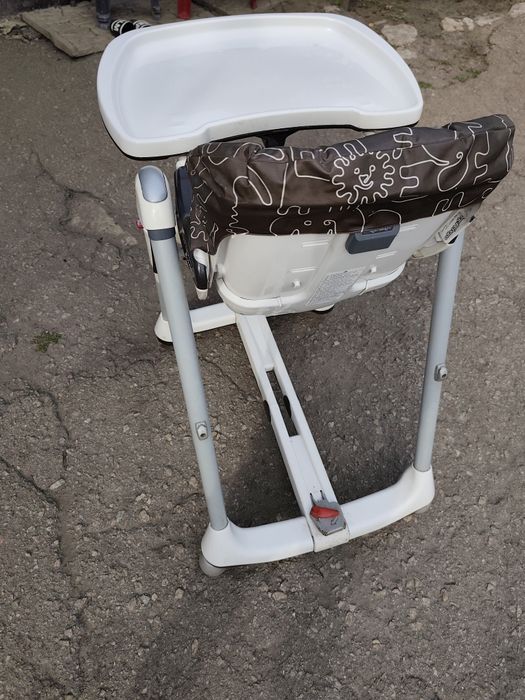 Продам стульчик для кормления
