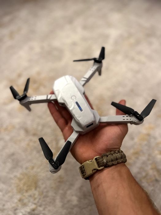 Drone E88 Pro – Novo, nunca usado