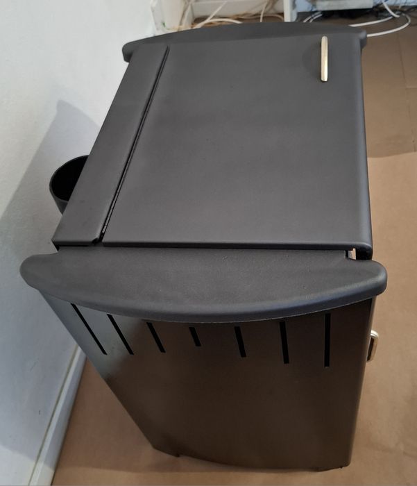 Salamandra a Lenha em Excelente Estado