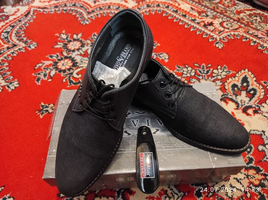 Продам туфлі чоловічі CEVIVO