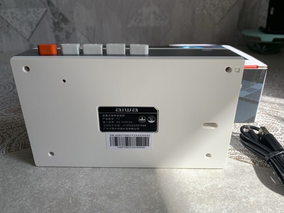 Касетний плеєр Aiwa T7 ретро