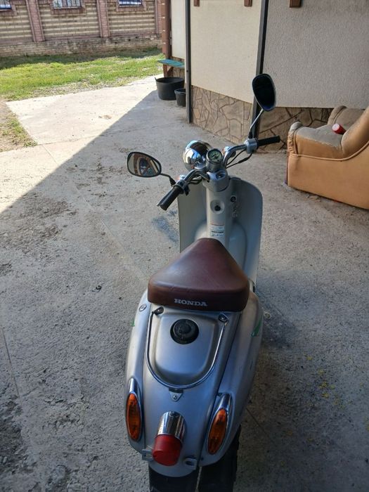 honda giorno crea