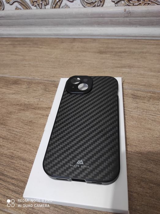 Чохол на айфон 15