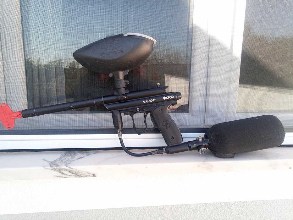 Material paintball