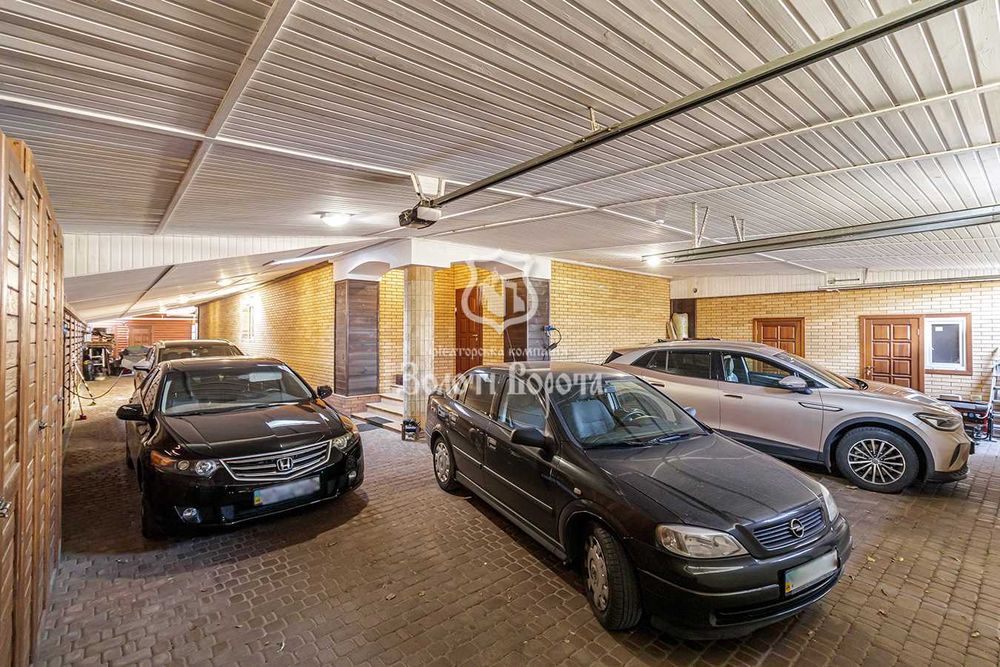 Будинок 2 поверхи, 5,8 сотки. Дизайнерський ремонт. с. Підгірці, озеро