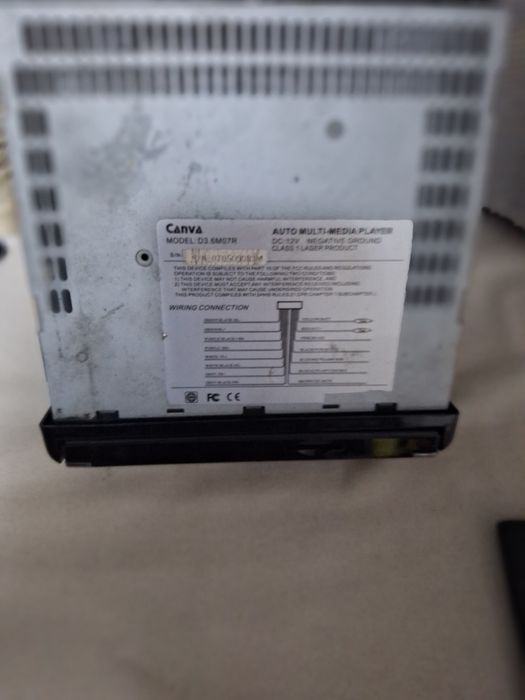 Radio automovelc/comando