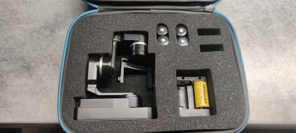 Gimbal do kamery sportowej