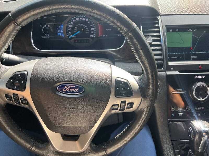 2019 Ford Taurus