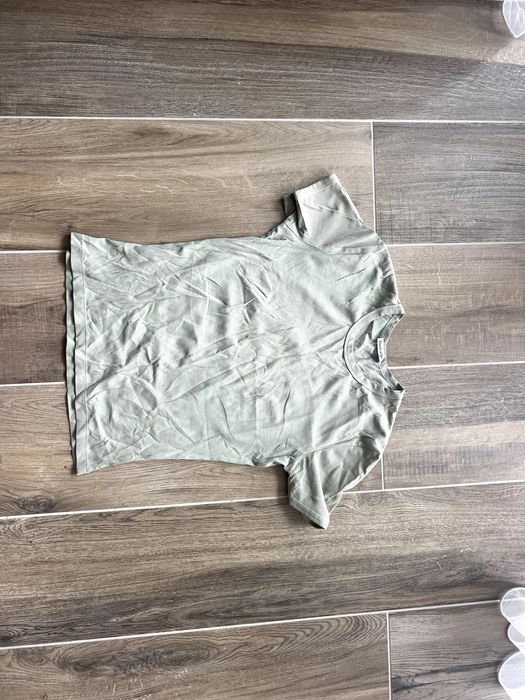 Sprzedam dopasowaną koszulkę