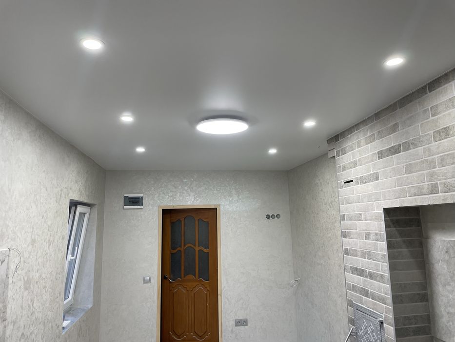 Надам послуги внутрішніх робіт(квартир, будинків. Т.д)