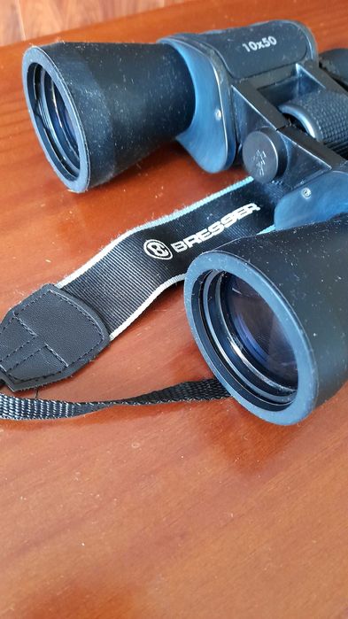 Binóculos muito potentes