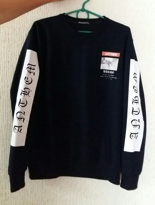 Свитер    черный