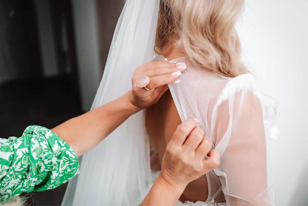 Весільна сукня дешево срочно