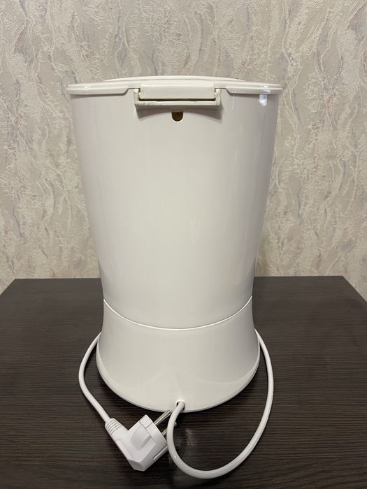 Кофеварка PHILIPS HD7447