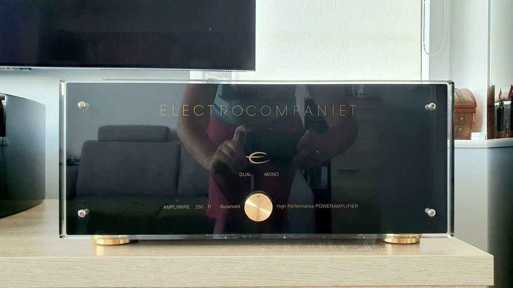 Końcówka mocy Electrocompaniet AW 250R