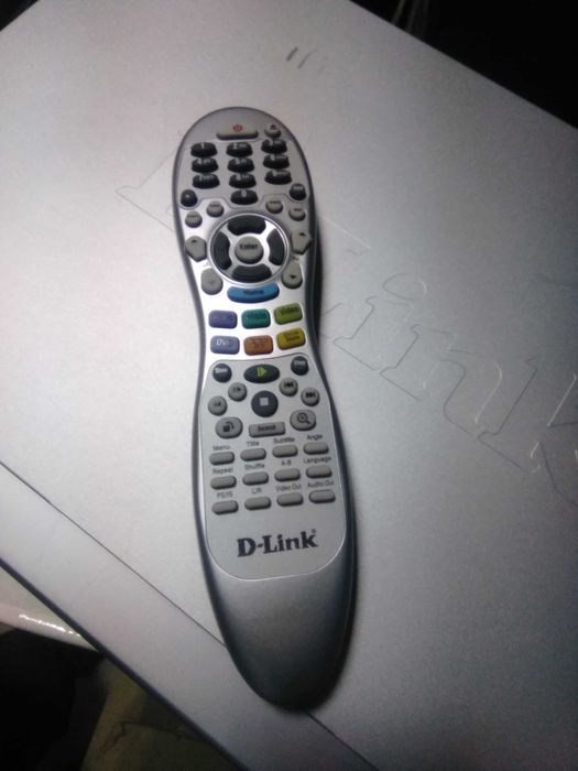 Медиаплеер D-Link MediaLounge DSM-320RD