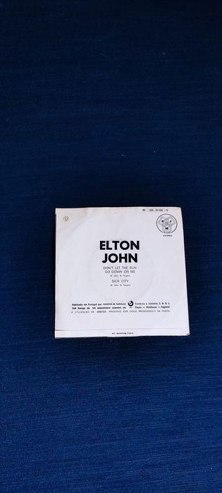 Vinil Elton John