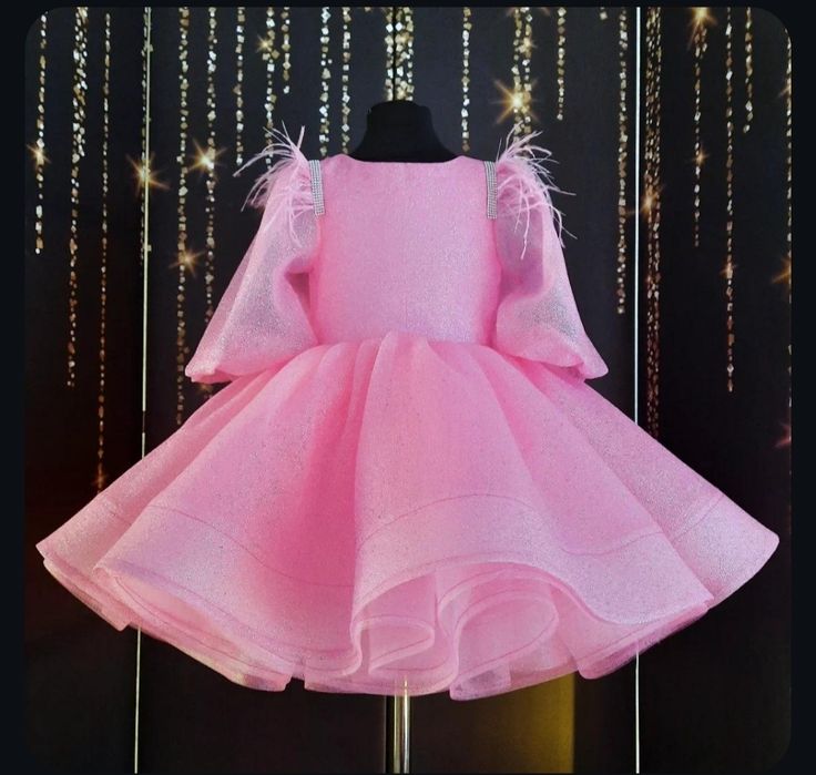 Продам святкову сукню, розмір 116.