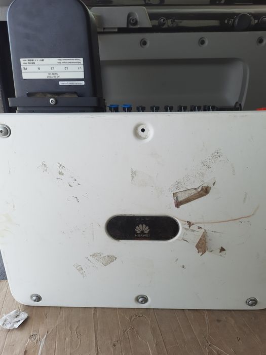 Мережевий інвертор Huawei SUN2000 -KTL33-M3 під зелений тариф