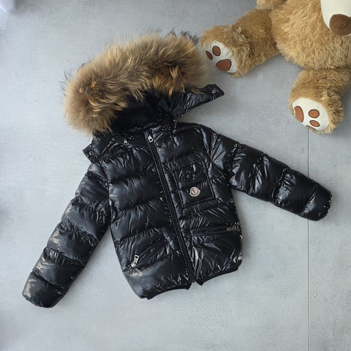Czarna zimowa kurtka 98 104 Moncler z kapturem naturalny lisek