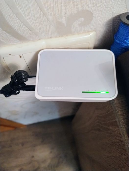 Комутатор/Свитч TP-Link TL-1005D / 5 портов