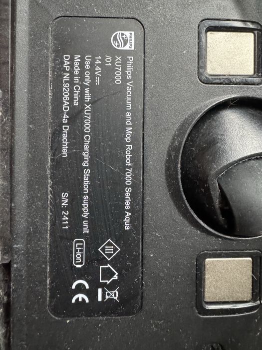 Robot odkurzajacy, odkurzacz z mopem PHILIPS Aqua 7000 XU7000