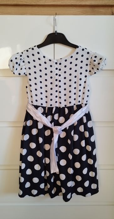 Elegancka sukienka dla dziewczynki na 6 lat rozmiar 116 cm roz