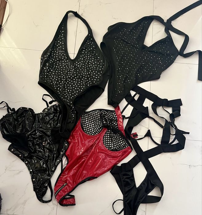 Секси бодики. Срочно.