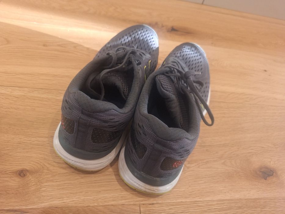 Sapatilhas New Balance de corrida como novas!